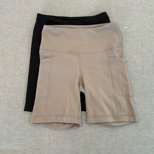 Yogalicious Lux 2-Pack Yoga Shorts. Size Small.